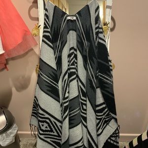 Black & Grey Patterned Cardigan